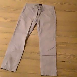 UNTUCK IT soft khakis